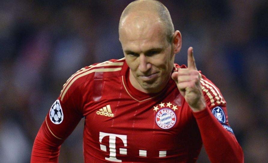 这几位球员根本防不住，明知道他们要干什么，但就是跟不上节奏