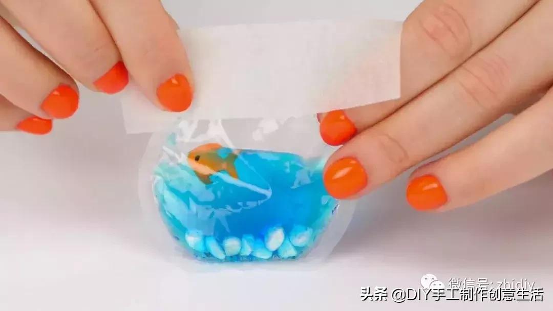 我要自律搞怪手机壳,diy手机壳最适合的配件