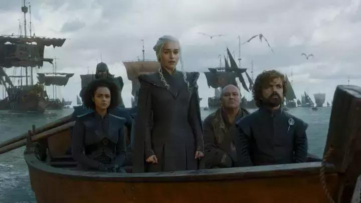 无面杀手艾莉亚复仇君临，一不小心竟爱上足球？