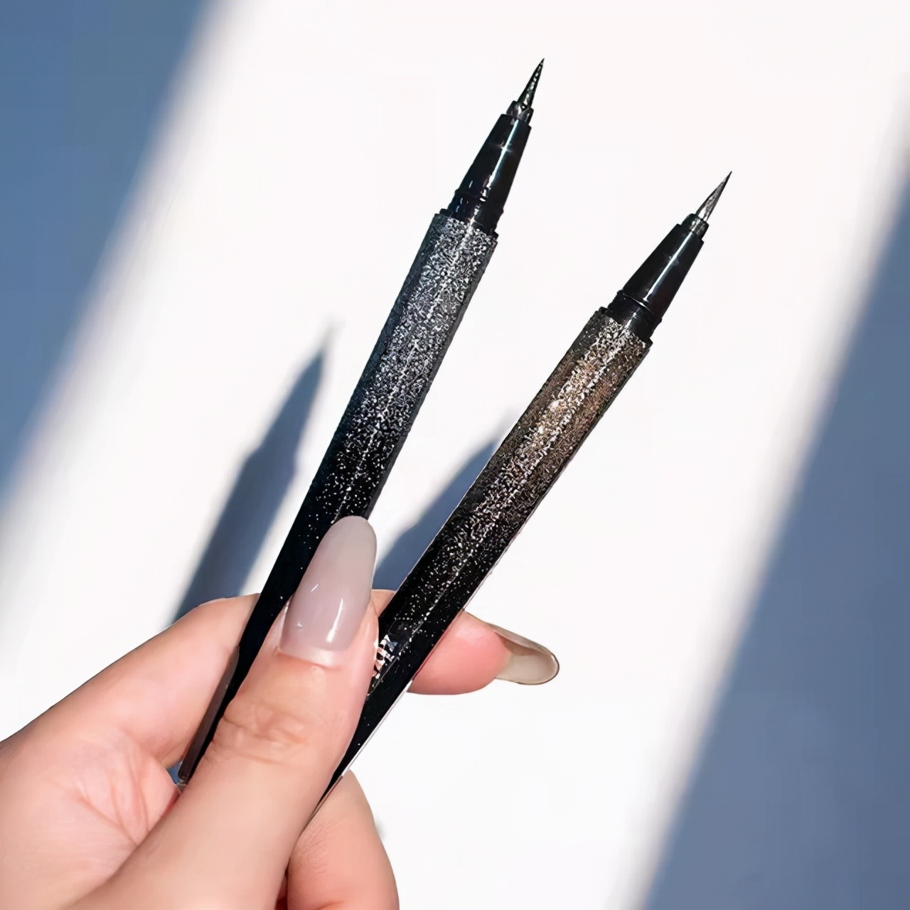 易洗掉的眼线笔,没有卸妆水眼线笔怎么洗掉