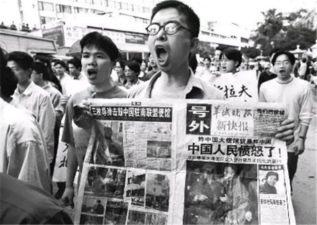 太欺负人了，必须教训他们！2001年中国黑客的复仇