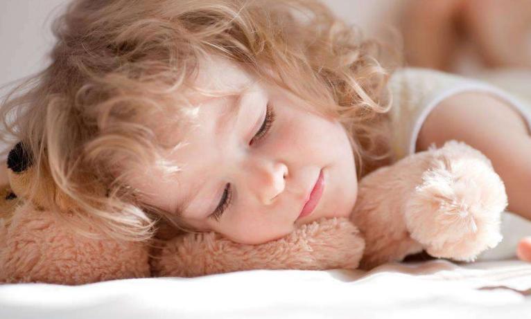 孩子不睡觉吼孩子,孩子晚上不睡觉妈妈就发脾气