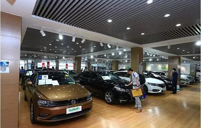 最不保值的高级车值得买二手 (五年内豪华品牌二手车值得入手吗)