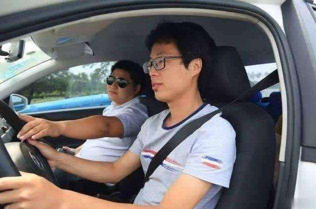 科三直线行驶考试技巧详解,如何快速掌握科三直线行驶