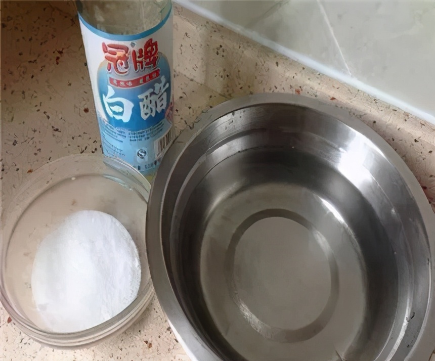 天气一冷手就干裂怎么办,天气一冷手皮肤起皱