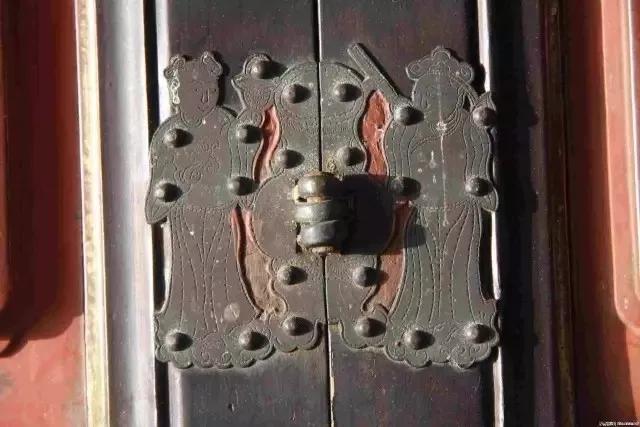 从前的锁好看钥匙也精美,从前的锁好看钥匙也精美什么意思