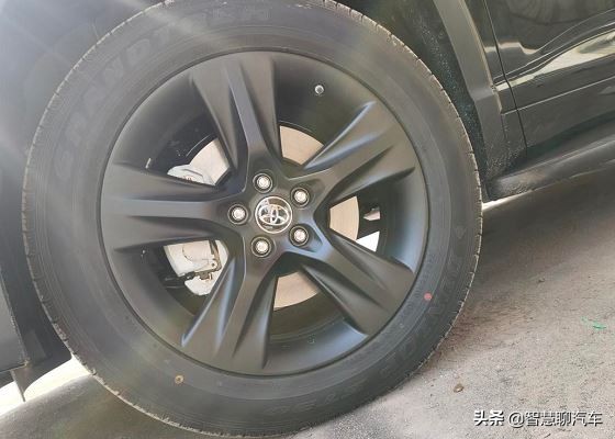 汉兰达改led灯双透镜需要多少钱,2022款丰田汉兰达led大灯够亮吗