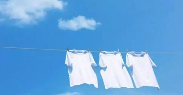 生活小妙招白色衣服发黄怎么处理,白色衣服会发黄怎么洗