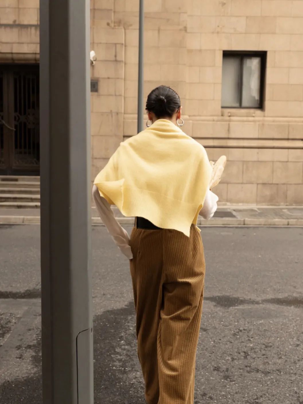 “宝贝,今天吃了什么主食。”“节衣缩食。”