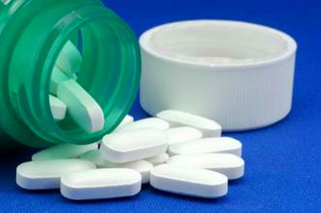 绿萝加什么药长得好,如何让绿萝叶片上的黄色斑点增加