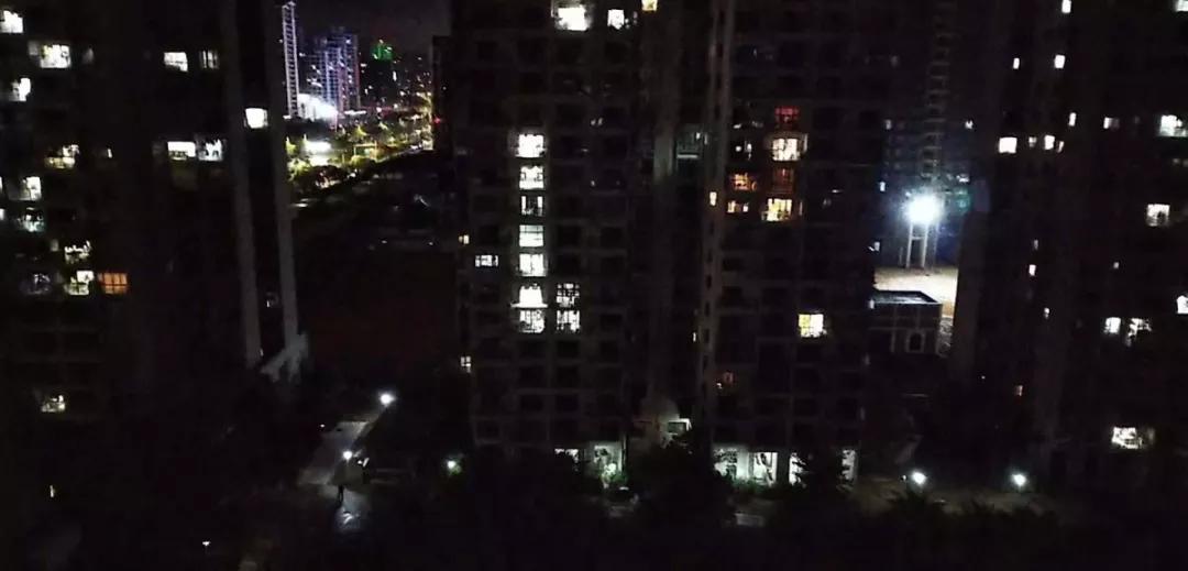大亚湾夜景真实视频,大亚湾鬼城亮灯率