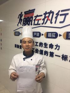 成都第一家！新川外国语对食堂员工做核酸检测：全部合格