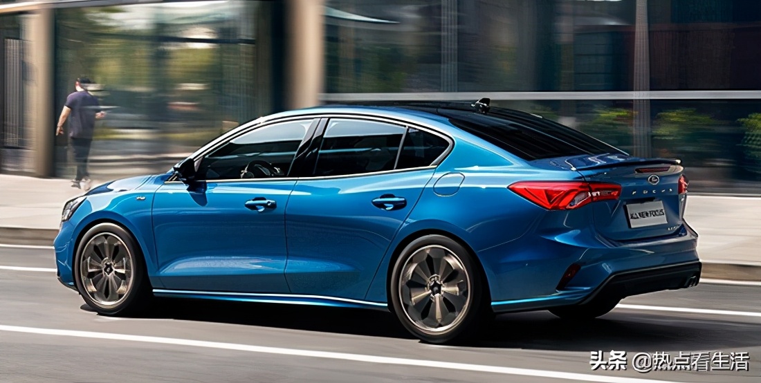 车分享:美系长安福特《福克斯》优点缺点分析,说干货不套路