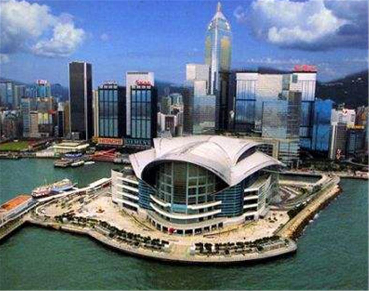 香港回归前后香港人感受,香港回归后香港人的生活变化