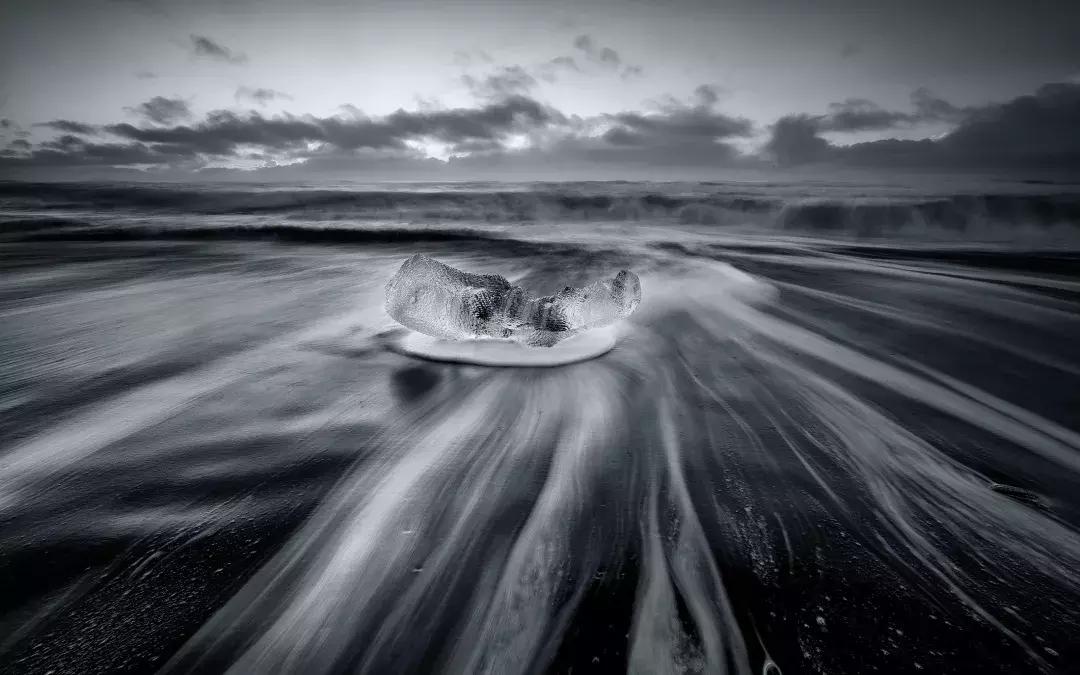 拉丝、雾化、光滑还是倒影,如何拍摄不同的水流效果?