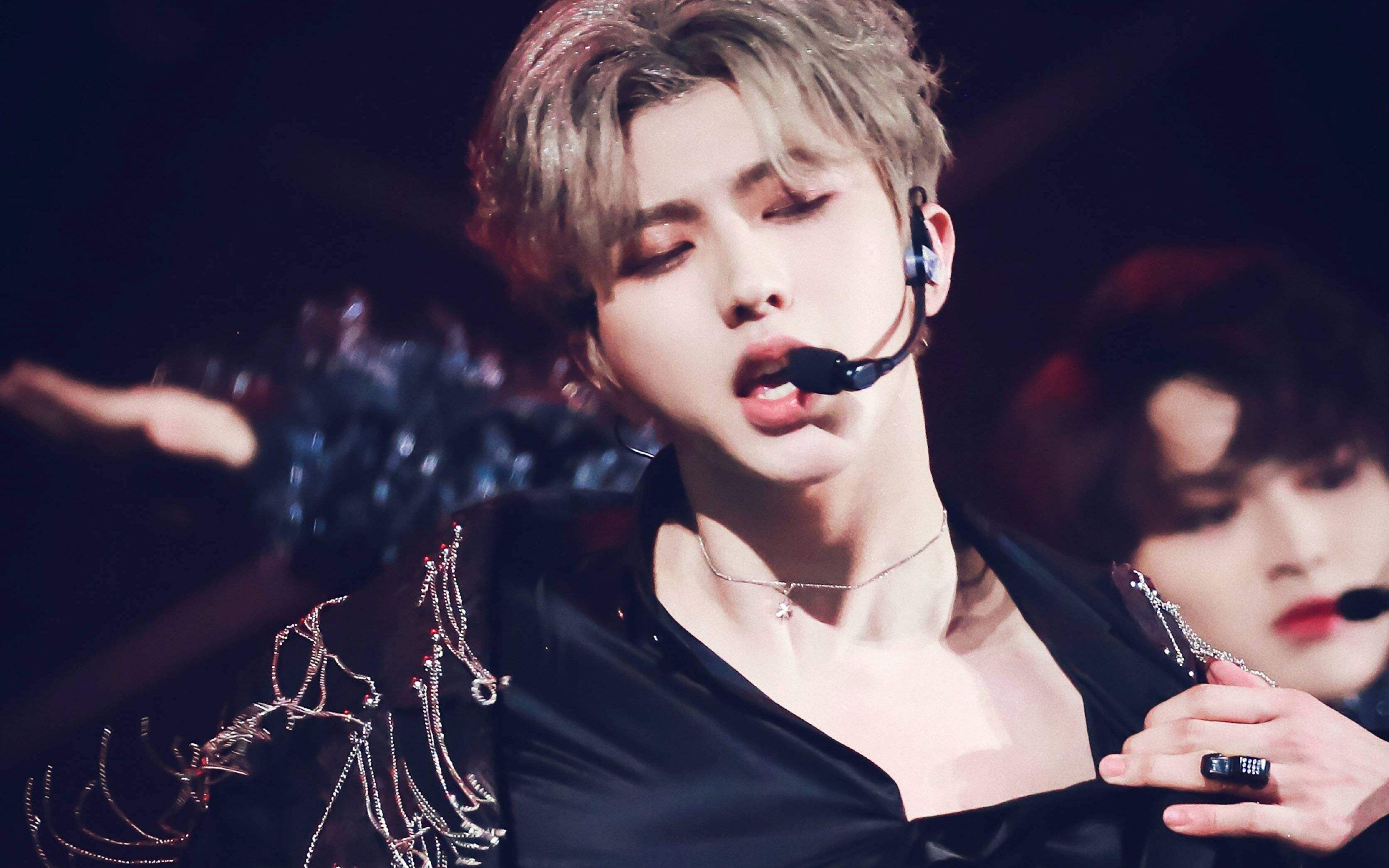 蔡徐坤干了啥坏事,为什么遭到全网黑?网友:我希望他去陪科比