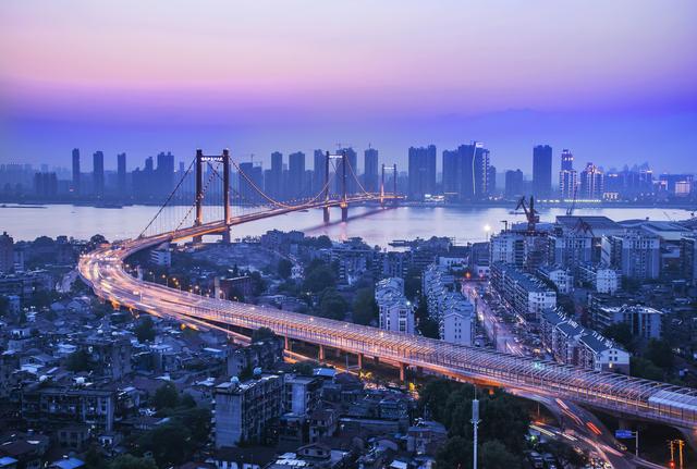 武汉楼市现状：大老板住二七滨江，小老板住硚口