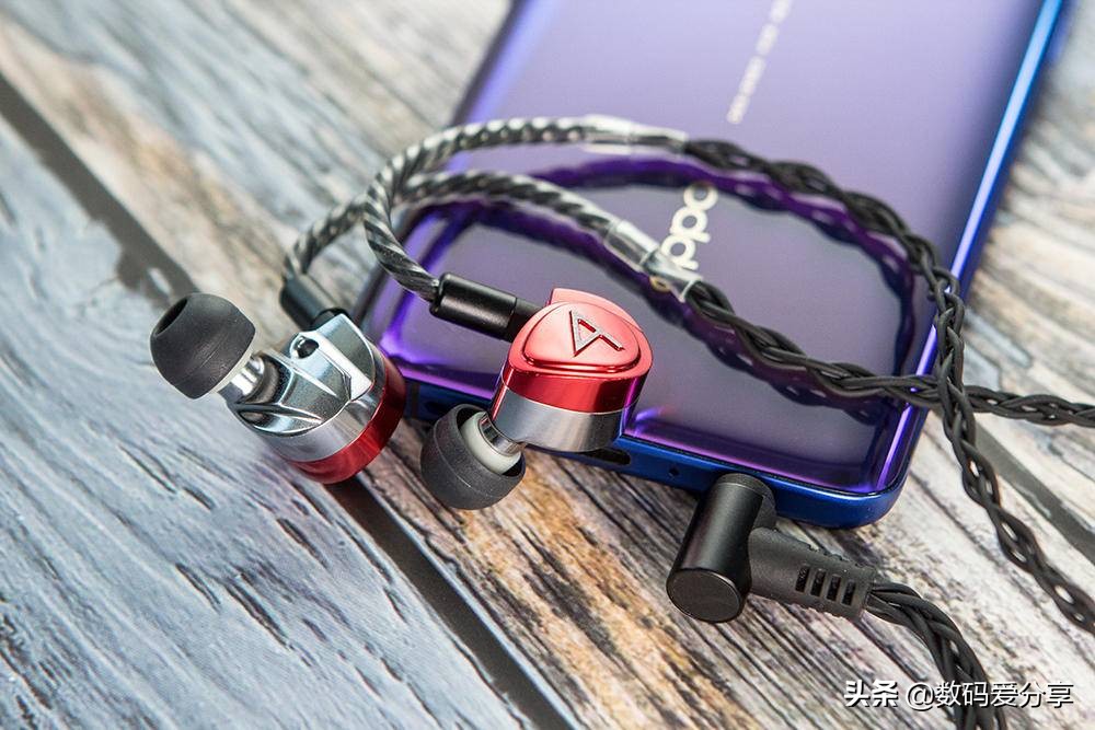 renoace高大版跟普通有什么区别,renoace有杜比音效吗