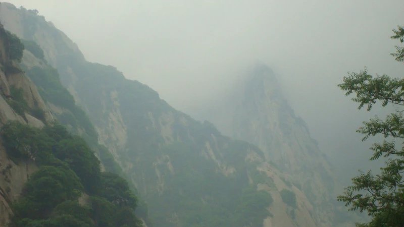 华山北峰到中峰东峰时间,北峰到东峰一定通过中峰吗