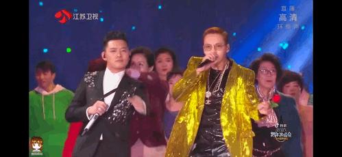 野狼disco陈伟霆张艺兴2019年完整版,野狼disco很土吗