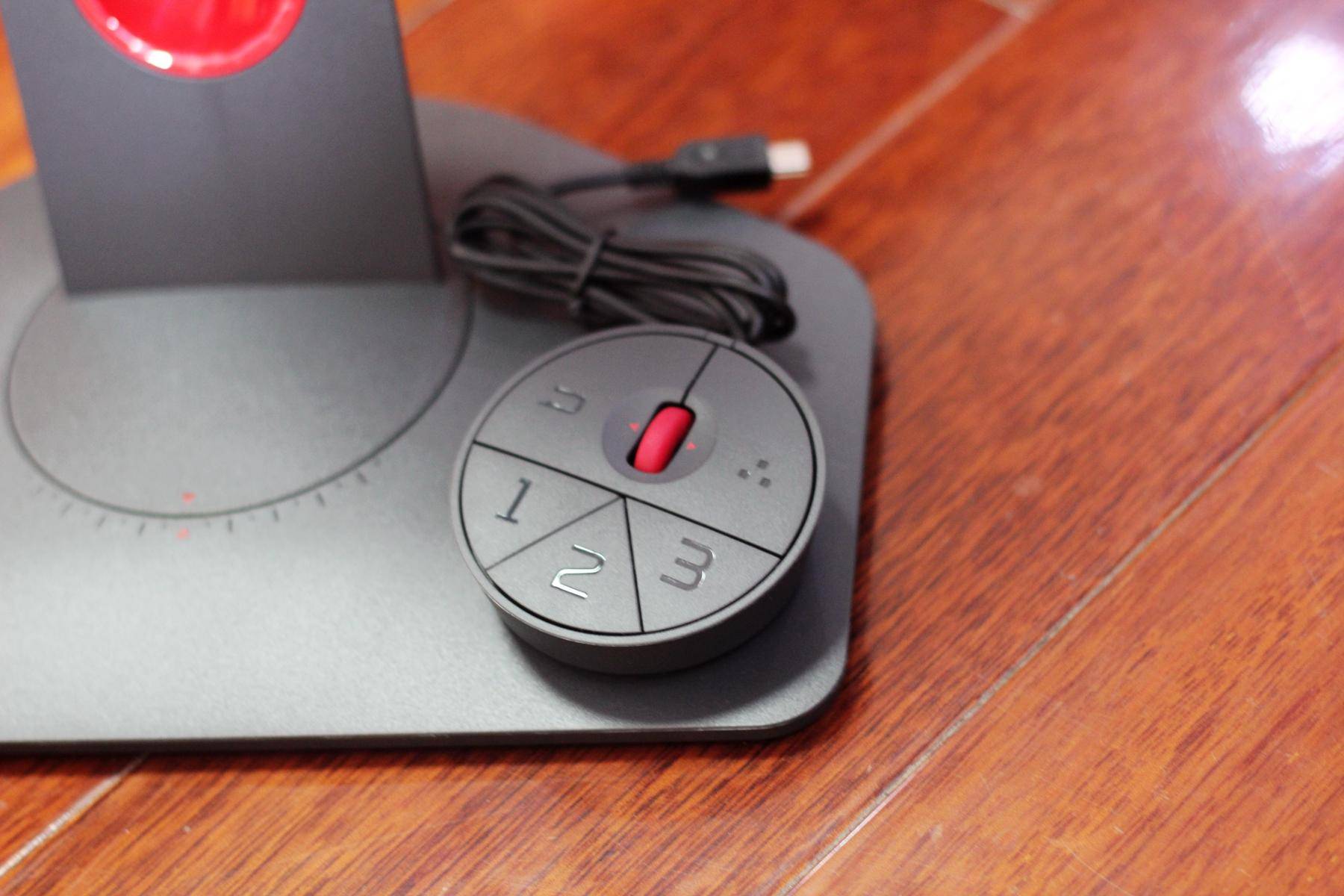 卓威显示器xl2546测评,卓威xl2546x对比2款显示器