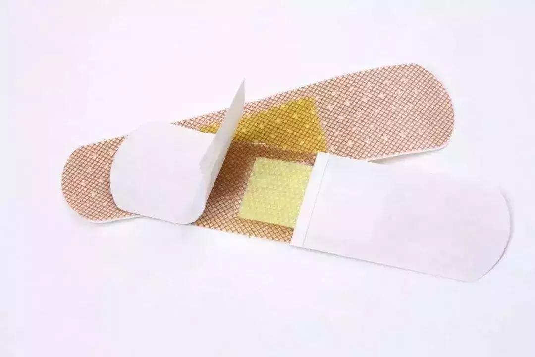 创口贴要是不适合贴会什么样子,创口贴是不是真的没用