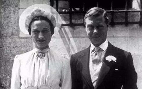 辛普森夫人现状,辛普森首任妻子