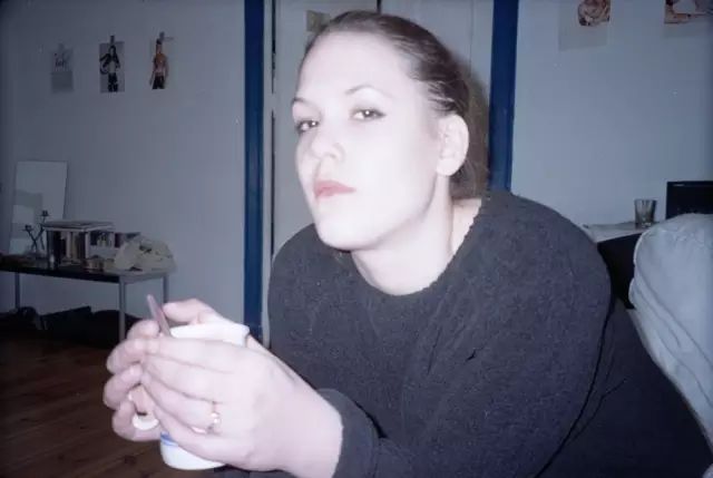 手机里的图片模糊不清怎么弄清晰,发朋友圈图片模糊变清晰处理方法