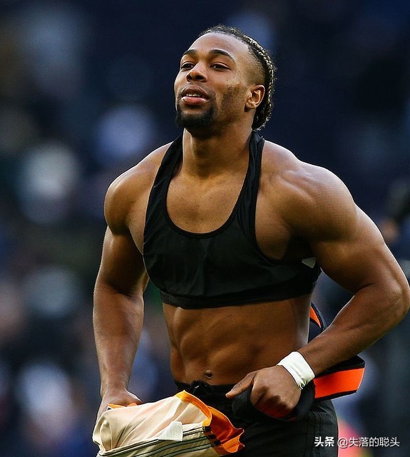 足球运动员增肌有什么弊端,足球运动员肌肉膨胀