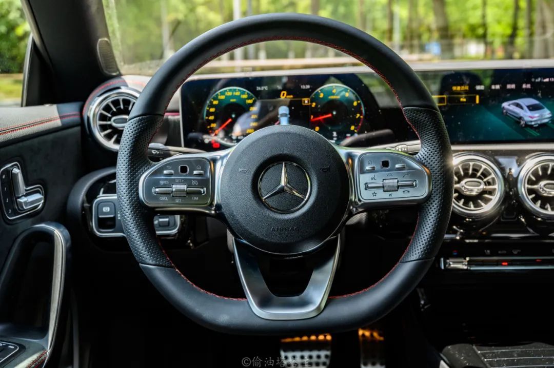 2016款奔驰cla200值得入手吗,奔驰cla200动感型16款测评