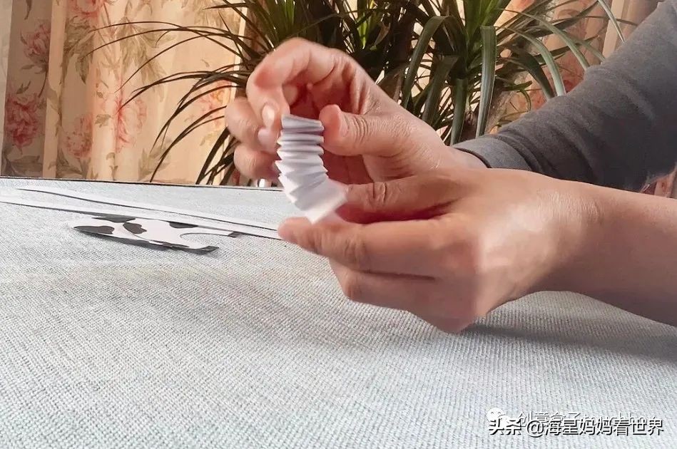 春节到，超可爱的牛卡片、牛灯笼、纸筒牛开心玩起来