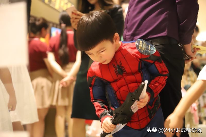 六一不是一天的事儿,金苹果爱迪把它做成了持续一月的课程!