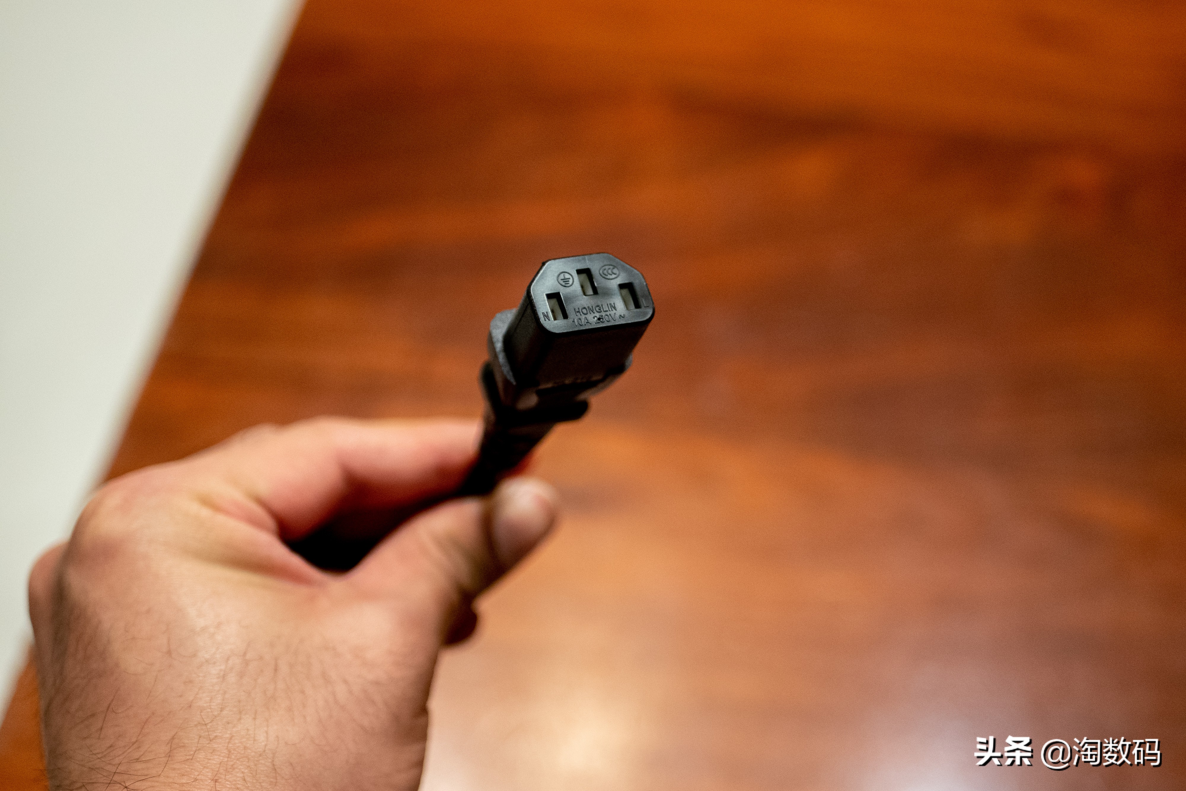 rog魔霸新锐2023锐龙r9参数,rog锐龙r9魔霸