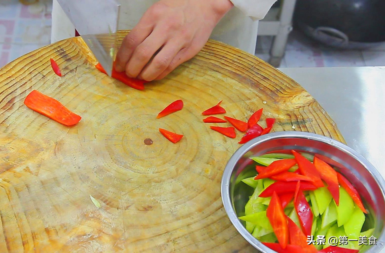 火爆腰花怎样做脆嫩无腥骚味?厨师长告诉你家常做法,简单易操作