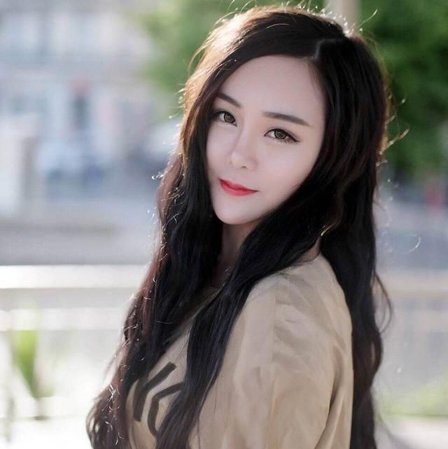 快手成龙身价,快手哪个网红最有钱