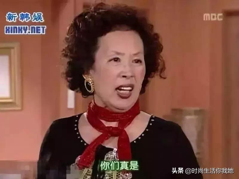 韩国明星烫发发型推荐,新年烫发型女