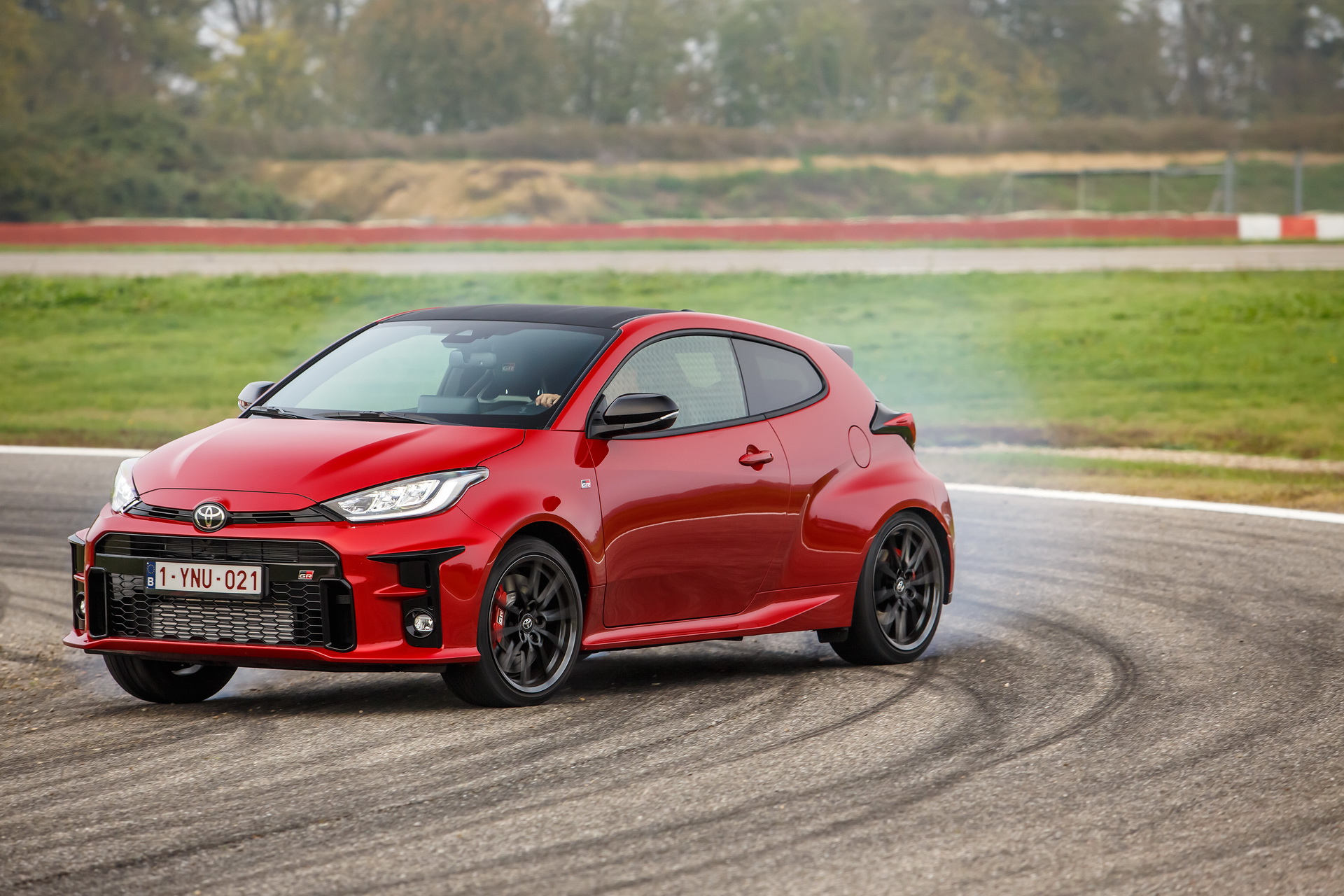 丰田yaris雅力士自动挡,丰田gr雅力士小钢炮公布售价