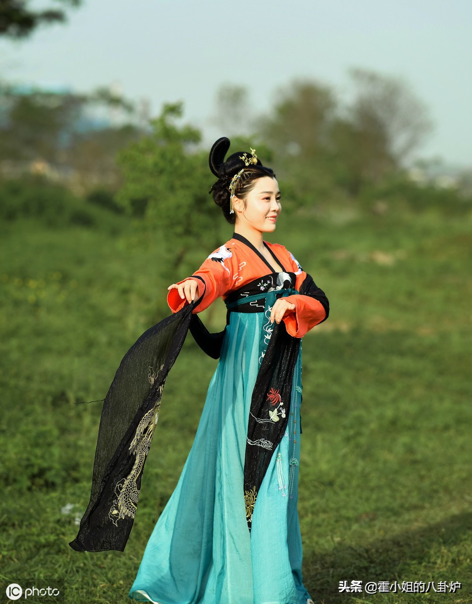 长安十二时辰杨贵妃在哪,长安十二时辰里的杨贵妃什么样子