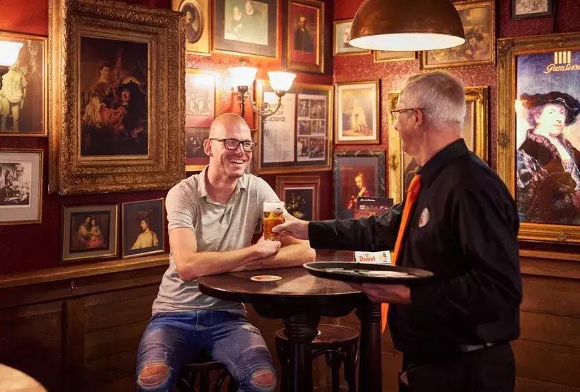 鏈哄満鍗佷簩鏃惰景,瑗垮畨鏈哄満鍗佷簩鏃惰景