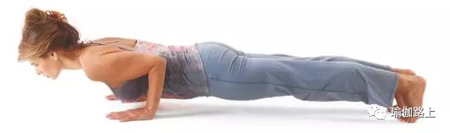 正确的24个四柱瑜伽动作,瑜伽四柱支撑小技巧