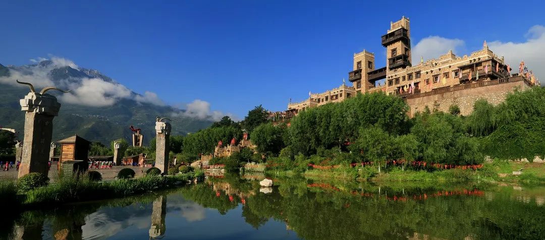 茂县古羌城传承美玉,茂县古羌城建筑介绍