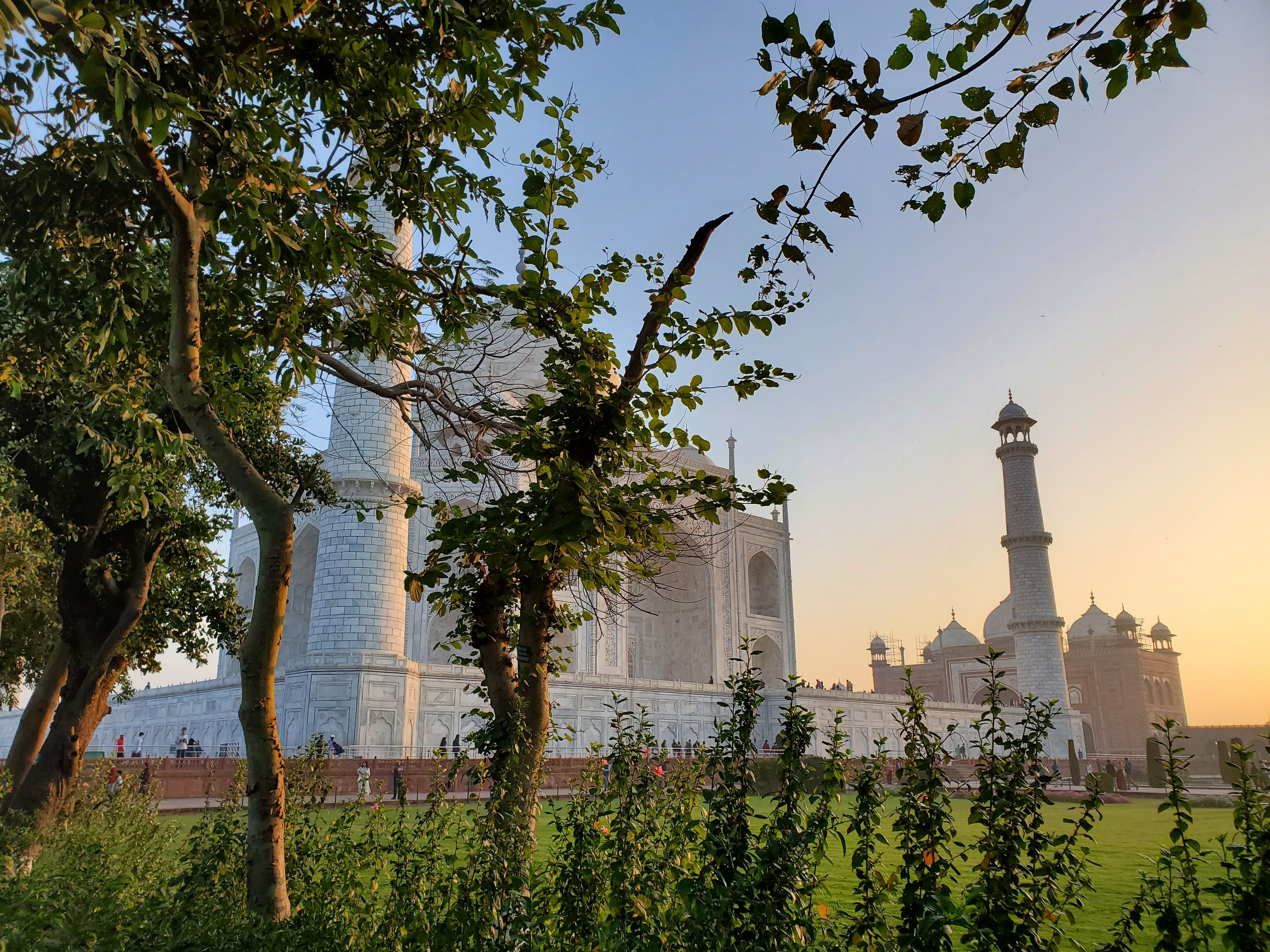 三星s10+现在还值得买吗,三星s10+目前还值得买吗