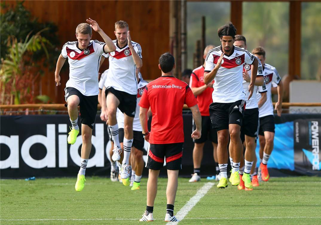 德意志精神的正面诠释:德国足球的崛起,及后来的“伯尔尼奇迹”