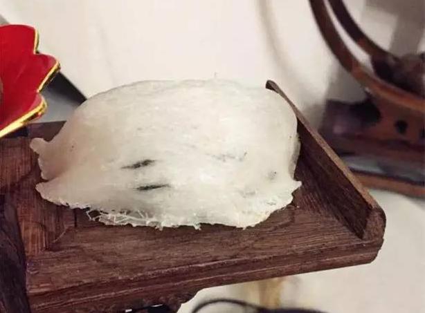 燕窝真假鉴别最简单方法,燕窝鉴别方法怎样辨别优质燕窝