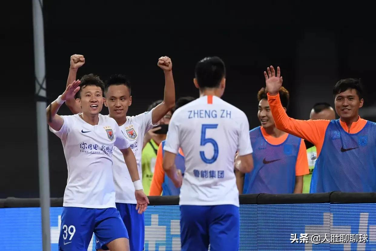 梁山好汉发飙,山东鲁能不公正判罚集锦