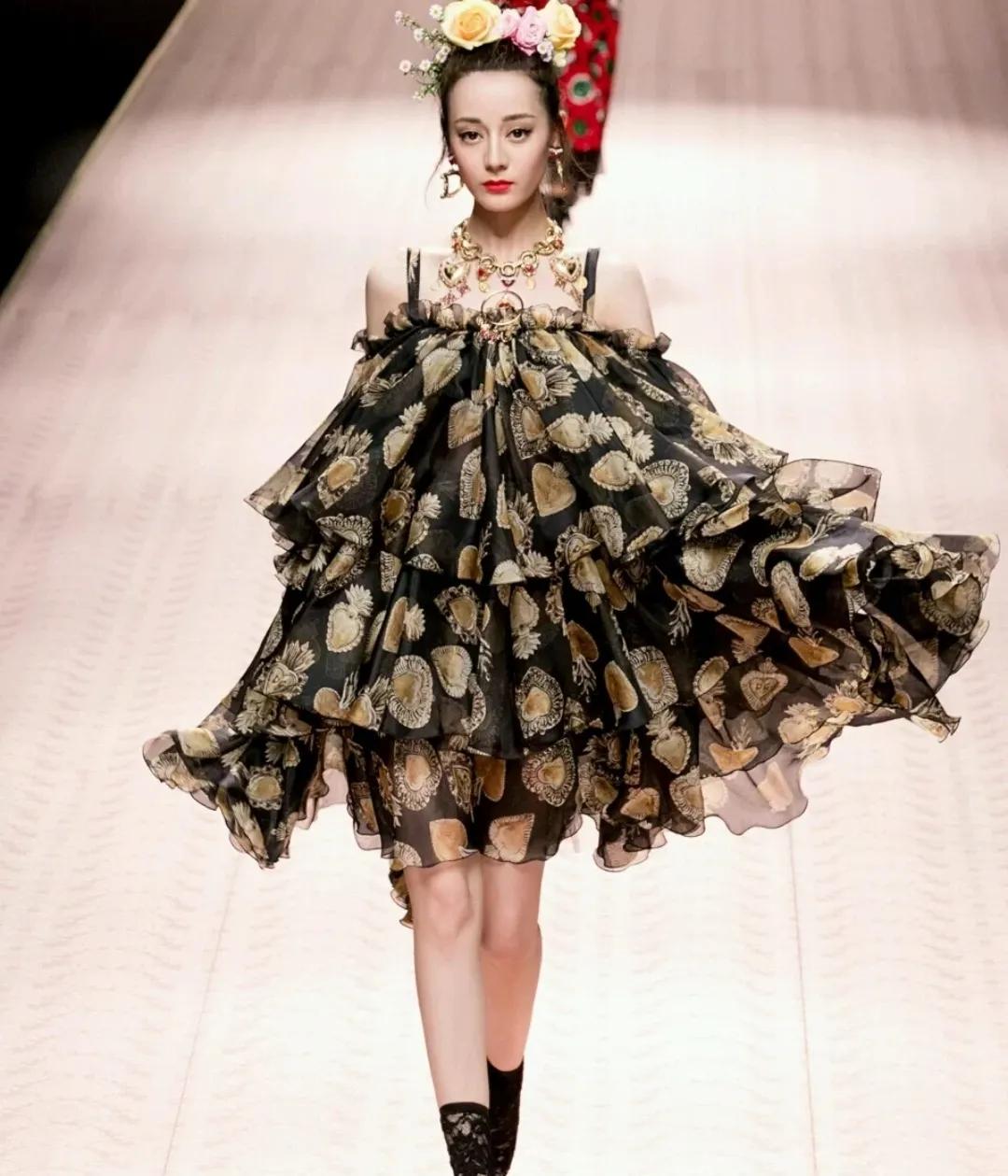 阿玛尼口红405适合黄皮吗,夏天推荐阿玛尼唇釉