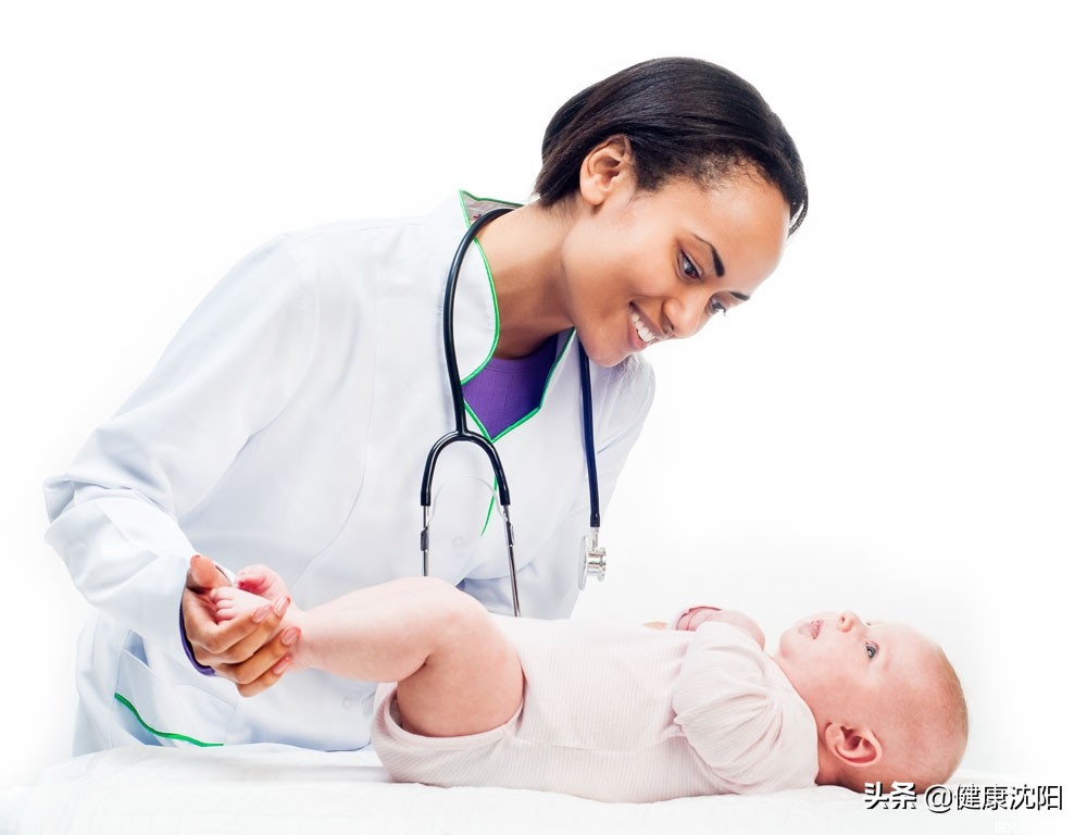 健康科普120天的宝宝,宝宝湿疹身上出红点怎么办