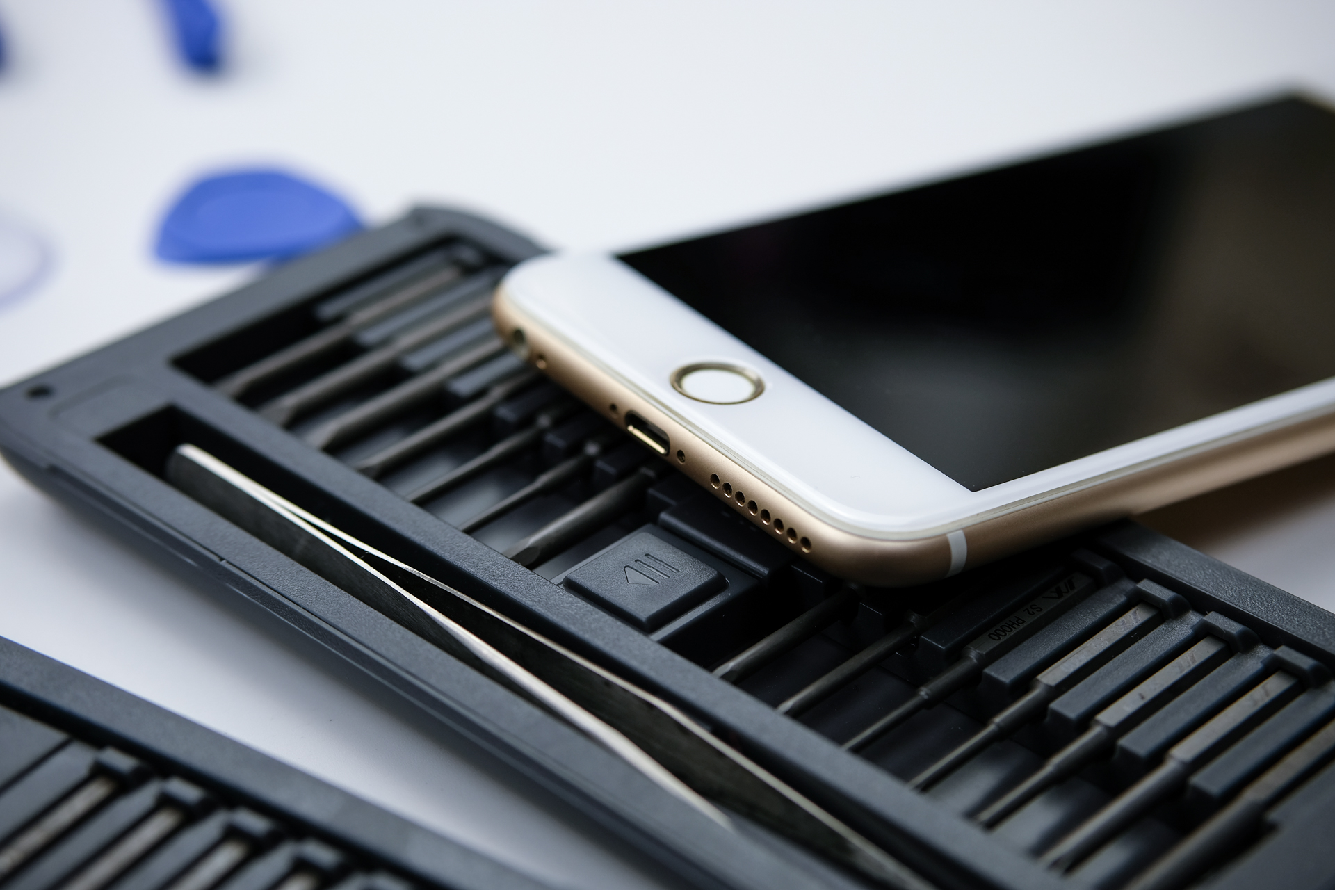 iphone手机如何去官网换电池,iphone手机如何自己更换电池