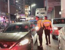 铁骑“快闪”查酒驾，昨晚17只“醉猫”落网！今晚免费“送代驾”！