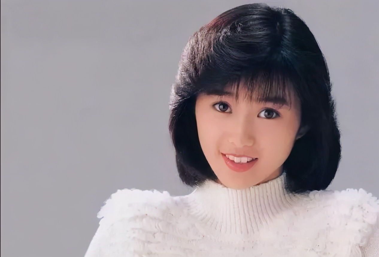 她是“第一经纪人”,曾捧红80多位明星大腕,却捧不红自己儿子